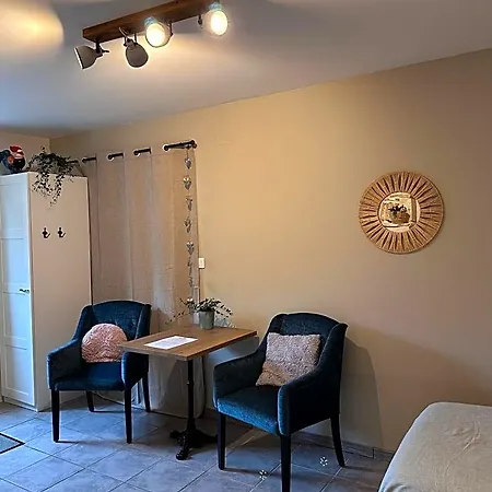 D'hôtes Maison Balady Alojamento de Acomodação e Pequeno-almoço Bellenaves